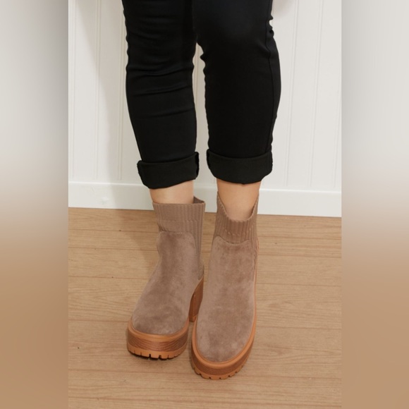 WeeBoo Strive For More Chunky Sole Sock Booties - Picture 5 of 7